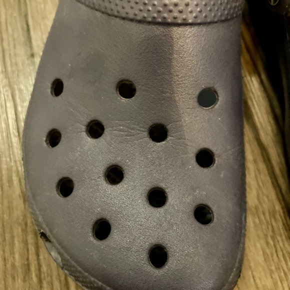 Blue Crocs ladies size 8 mens size 6 - Picture 4 of 7